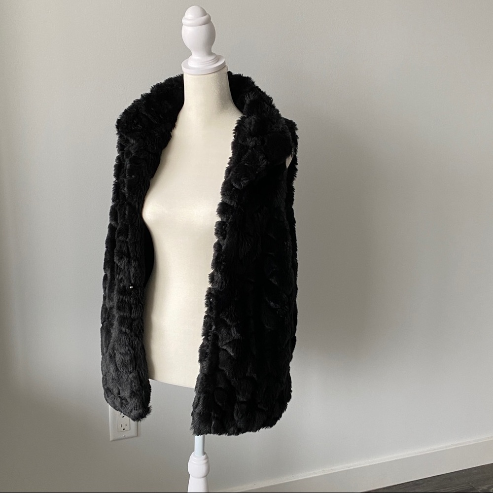 Black Love Tree Fur Vest